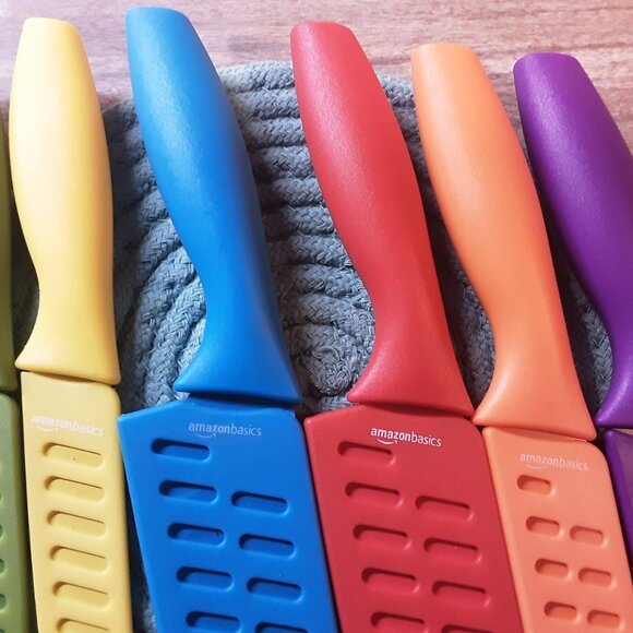 Kitchen 12-Piece Knife Set, 6 Knives with 6 Blade Guards - Picture 9 of 10